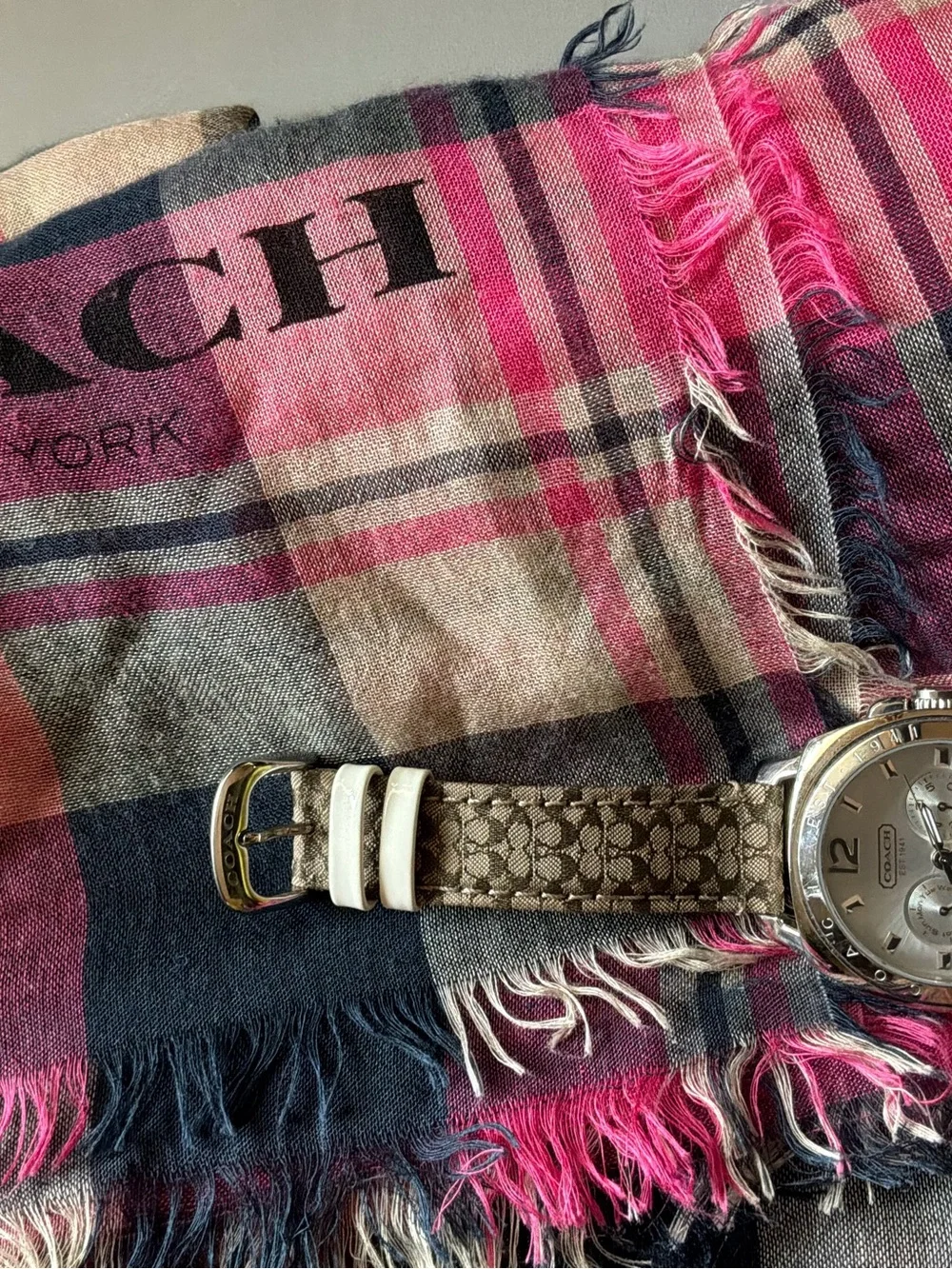 Coach Boyfriend Chronograph Signature Women’s Watch | New Battery 7/15/2026 - Picture 9 of 14